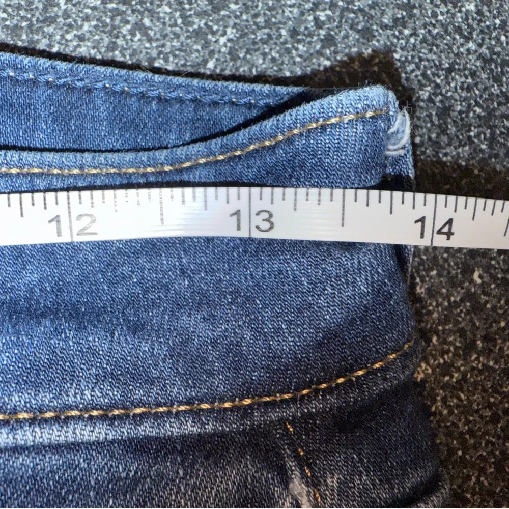 GAP Women's Classic Straight High Rise Leg Blue Jeans‎ Size 28/6
